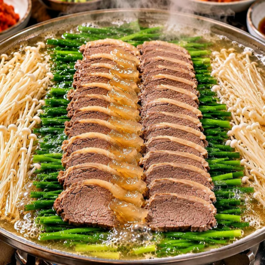 Suyuk (Boiled Beef) Includes Side Dishes and Rice (Serves 2)