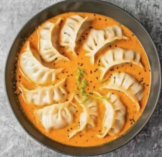 Chicken Jhol Momos 