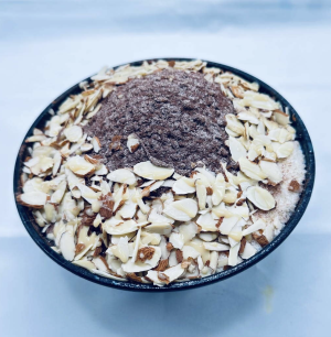 4. Choco Mont & Amond Shaved Ice