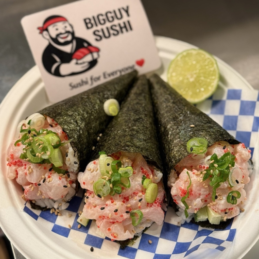 Chopped Scallop Temaki