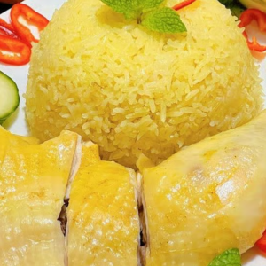 Cơm G&agrave;