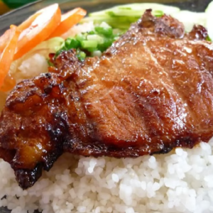 Cơm Sườn Heo Nướng