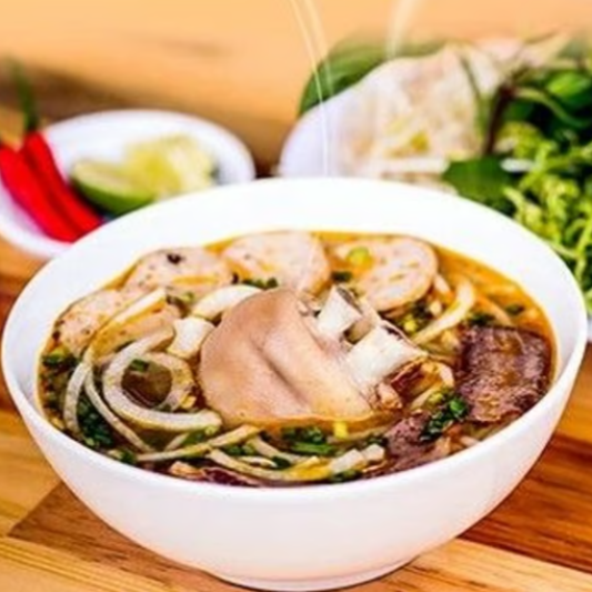 B&uacute;n B&ograve; Huế