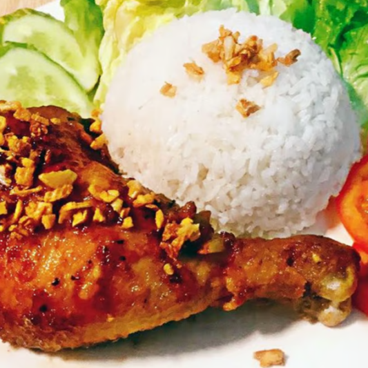 Cơm Đ&ugrave;i G&agrave; Chi&ecirc;n