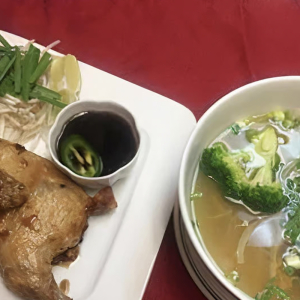 H4. Egg Noodles with Deep-Fried Chicken