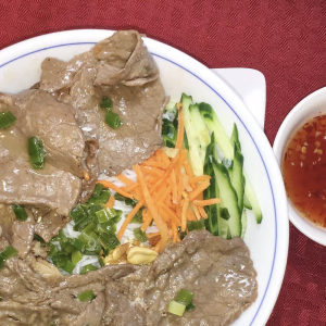 B4. Vermicelli with Grilled Beef