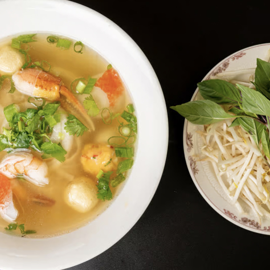 H1. Seafood Rice Noodles