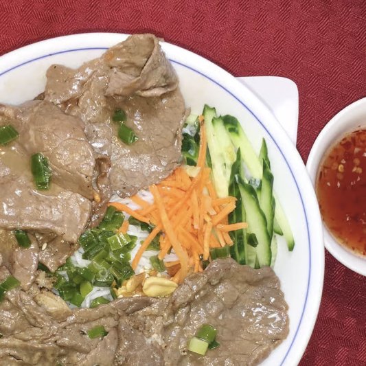 B4. Vermicelli with Grilled Beef