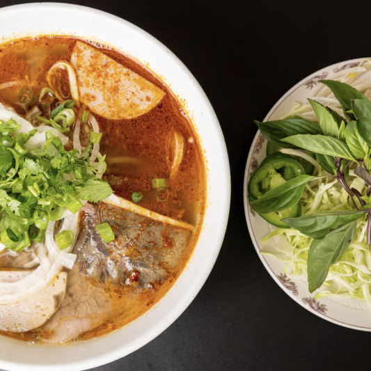 H7. Spicy Beef Noodle Soup
