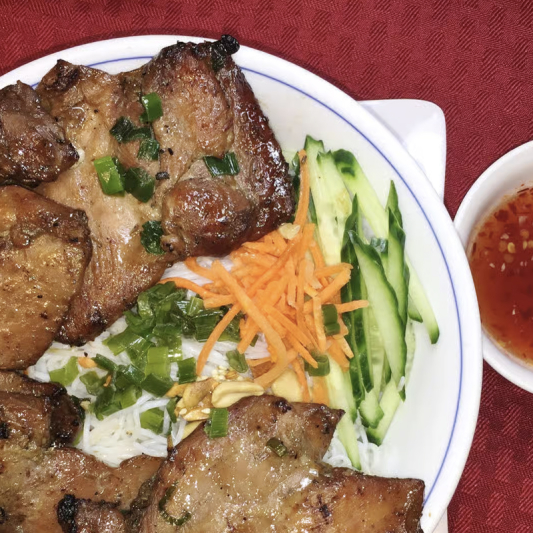 B3. Vermicelli with Grilled Chicken