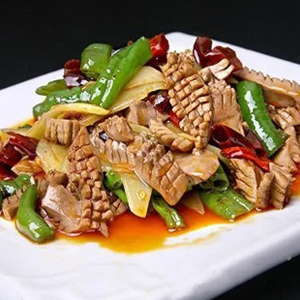 Stir-Fried Pork Kidney with Green Pepper & Onion