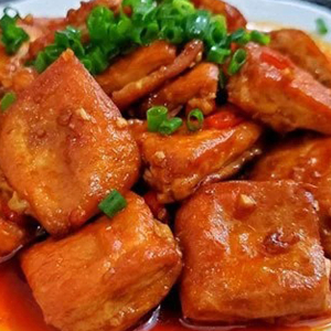 Braised Tofu in Soy Sauce
