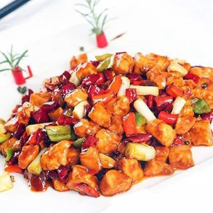 Spicy Diced Chicken with Green Pepper & Onion