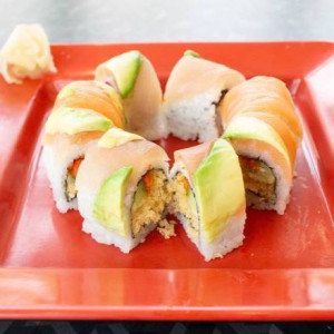 Rainbow Roll (8 pcs)