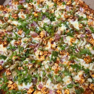 Medium Tandoori Paneer Special Pizza