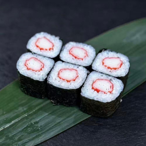 M3. Crab Meat Maki 蟹肉卷
