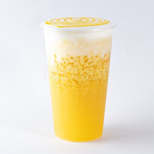 Pineapple Green Tea Slush with Cheese Foam 凤梨奶盖冰沙茶