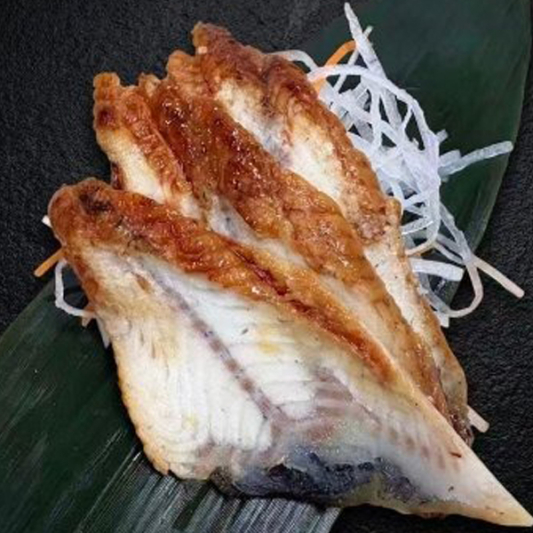 S8. Unagi Sashimi (3 pcs) 鳗鱼刺身