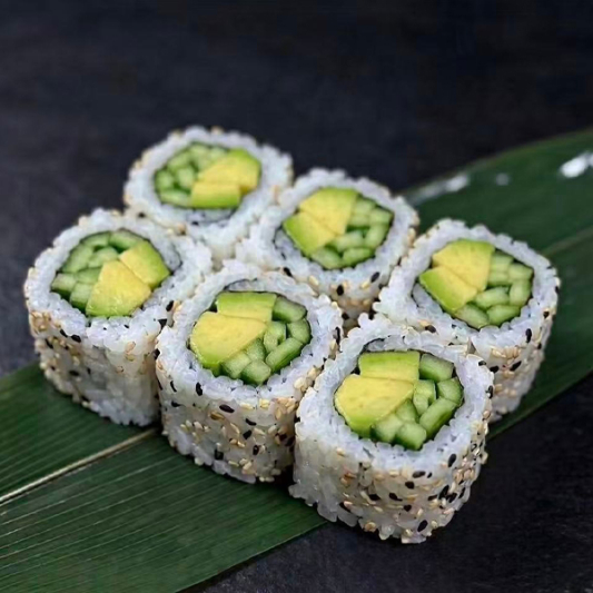 M19. Avocado Cucumber Roll 牛油果青瓜卷