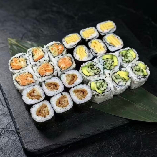 C4. Vegetable Rolls Combo  (24 pcs) 素卷物套餐
