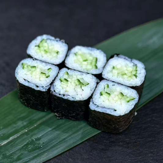 M1. Cucumber Maki 青瓜卷