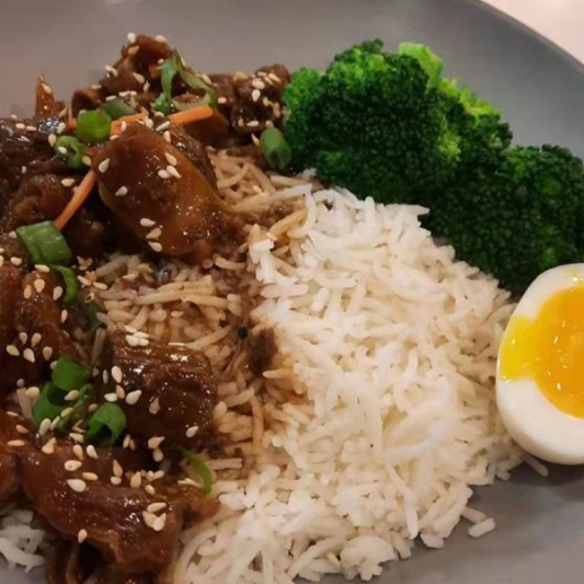 Spicy Stew Beef Brisket Rice Bowl