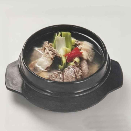 M32. KalBiTang 갈비탕 / 牛排骨汤