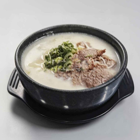 M39. SulLungTang 설렁탕 / 牛肉汤