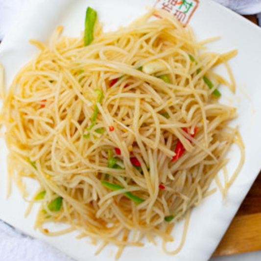 Stir-Fried Shredded Potato with Green Pepper 青椒土豆丝 