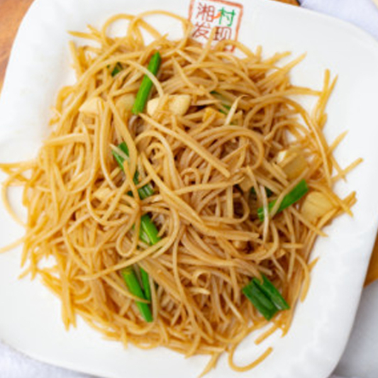 Stir-Fried Sour Shredded Potato 醋溜土豆丝 