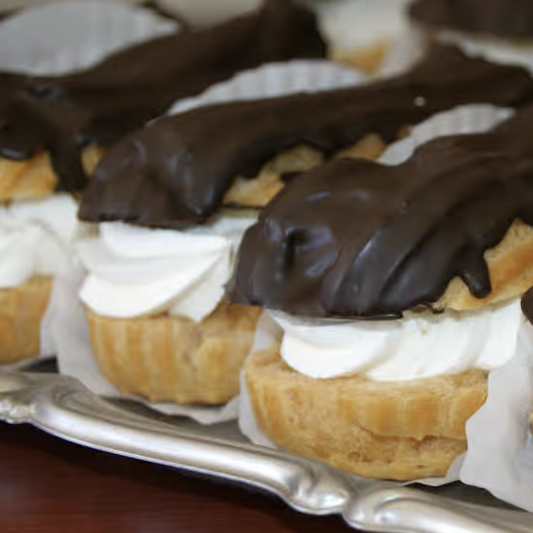 Eclairs