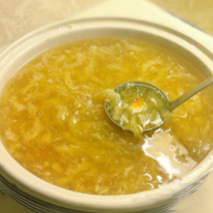 Fish Maw with Crab Roe Soup