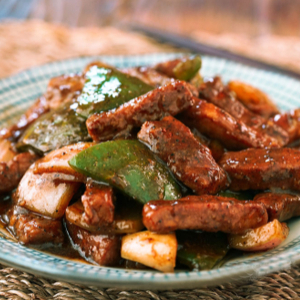 Steak with Black Pepper Sauce (6 pcs)