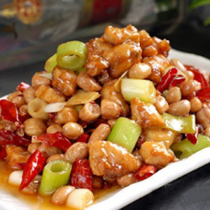 Diced Chicken with Hot Peppers and Peanuts
