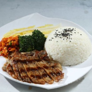 Pork Chop with Black Pepper on Rice