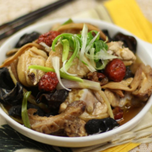 Steamed Chicken with Enoki Mushrooms