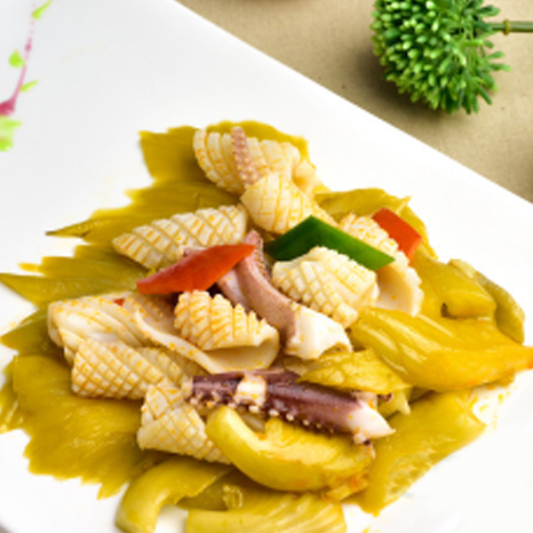 Squid with Sour Cabbage on Rice