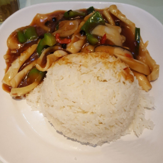 Squid with Black Bean Pepper on Rice