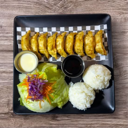 Gyoza Plate (9 pcs)