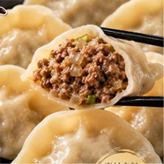 17. Beef and Onion Dumplings (12 pcs) / 牛肉洋葱饺子