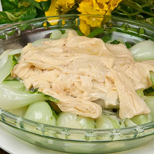 A21. Pok Choy & Bean Curd Skin in Consomm&eacute; / 上湯腐皮浸菜苗
