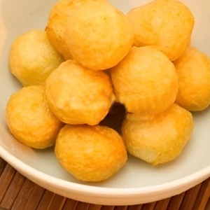 52. Deep-Fried Durian Ball / 黃金榴槤果