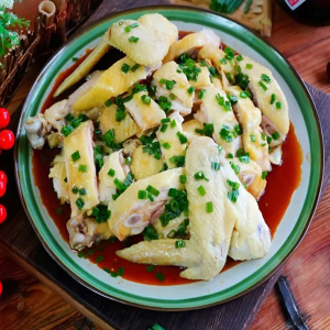 Steamed Chicken with Ginger & Green Onion / 葱油淋雞
