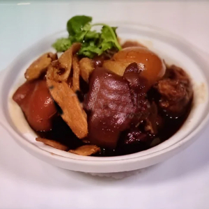 B22. Pork Hock, Ginger & Egg in Black Vinegar / 馳名豬腳薑