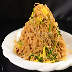 A37. Pan-Fried Clear Rice Noodles or Vermicelli  with Shredded Assorted Meat / 乾炒陳村粉或米粉