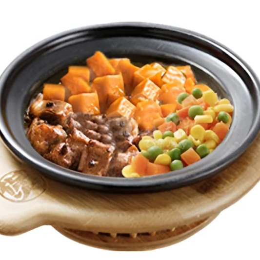 28. Steamed Rice with BBQ Ribs in Pot / 臘味排骨仔飯