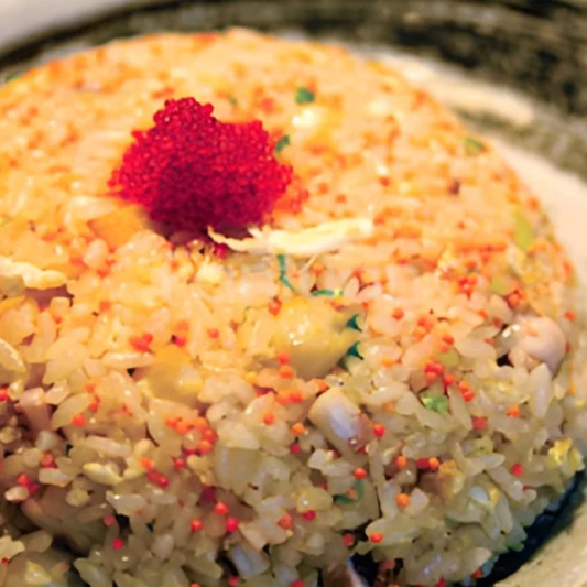 A26. Seafood Fried Rice with Tobiko / 飛魚子海皇炒飯