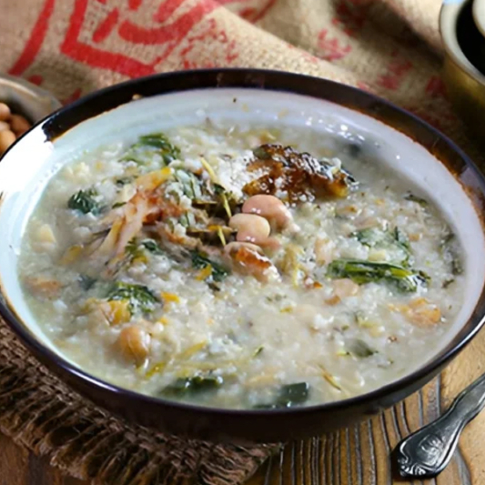 B5. Dried Fish, Sparerib & Peanut Congee / 柴魚排骨花生粥