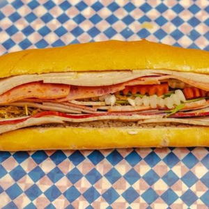 S08. B&aacute;nh M&igrave; Supreme