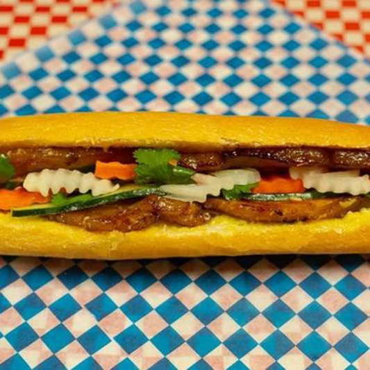 S07. B&aacute;nh M&igrave; Thịt Ba Chỉ